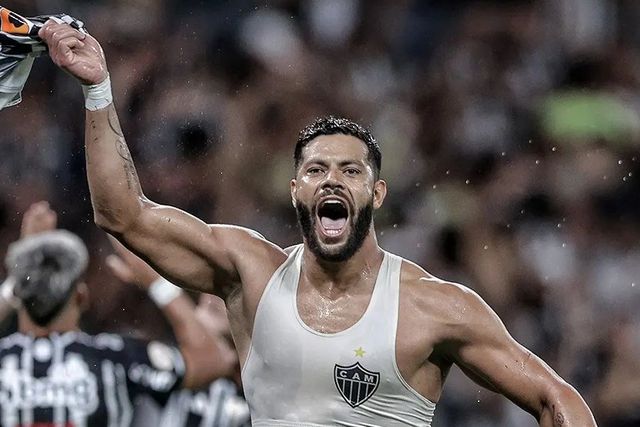 At. Mineiro vence na compensação em final dramático e apanha Palmeiras