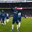 PSV vence Feyenoord em Roterdão e reforça liderança