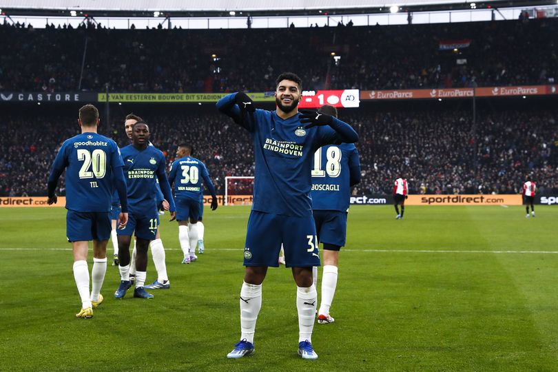 PSV vence Feyenoord em Roterdão e reforça liderança