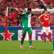 Bisou frente ao Benfica na Luz e é apontado ao Man. United de Amorim