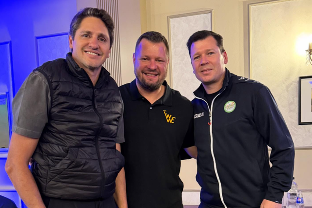 Edmilson com Niculae e Anderson Polga