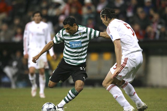 Derlei em ação na partida com o Bayern, em 2009. Foto: IMAGO