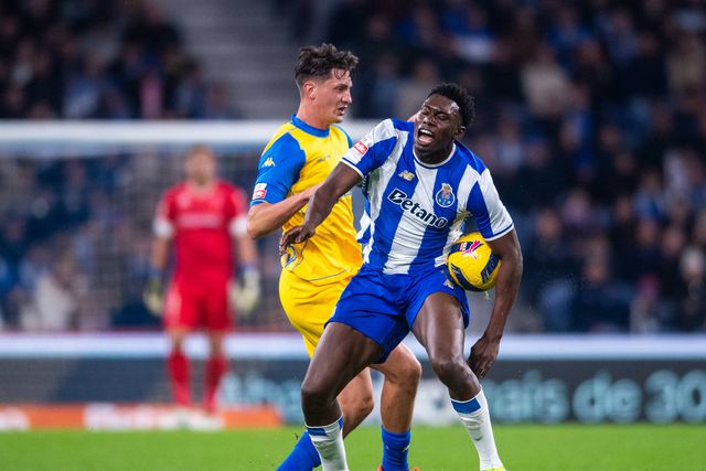 FC Porto, de Samu, recebe esta quinta-feira, 4 de dezembro, o V. Guimarães para a Taça da Liga