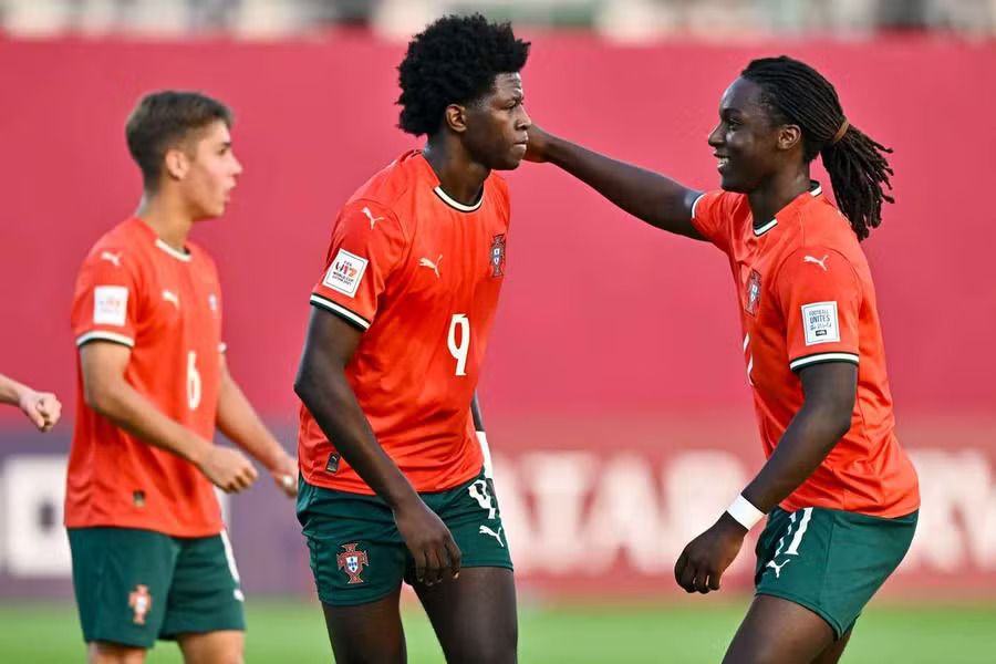 Anísio Cabral e Stevan Manuel sagraram-se campeões do mundo de sub-17 por Portugal. Foto: IMAGO