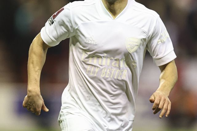 A causa promovida pelo Arsenal para utilizar equipamento branco frente ao Liverpool