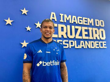 Veron já visitou Cruzeiro: «Felicidade e gratidão pela oportunidade»