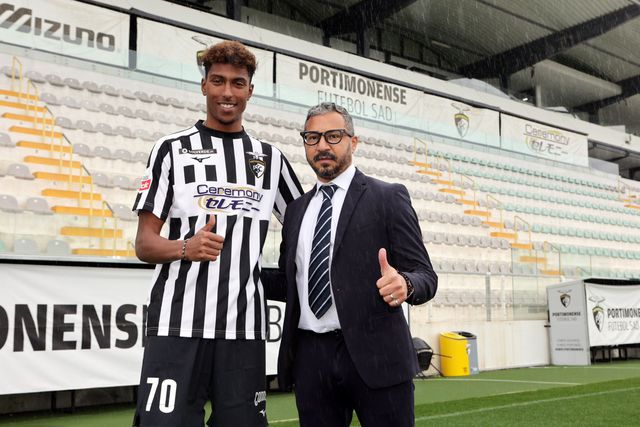 Portimonense: Tamble Monteiro com estreia azarada