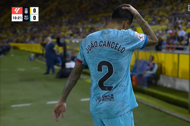 João Cancelo lesiona-se e é substituído frente ao Las Palmas (vídeo)