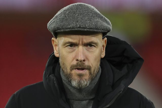 Lindelof e Wan Bissaka renovam, Varane e Martial pendentes, diz Erik ten Hag