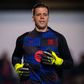 Cinco meses após anúncio da reforma, Szczesny... estreia-se pelo Barcelona