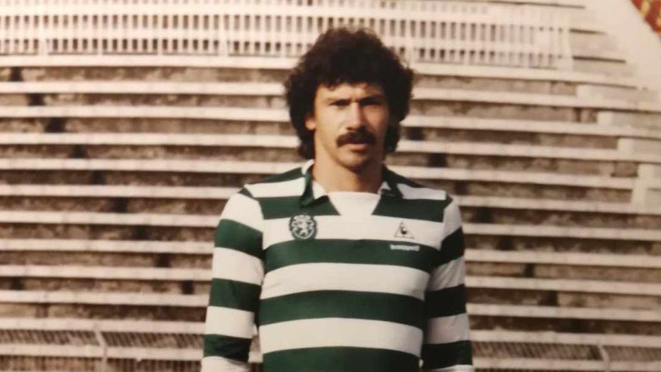 Imagem do avançado Sergio Saucedo, argentino que esteve duas temporadas no Sporting, de 1984 a 1986