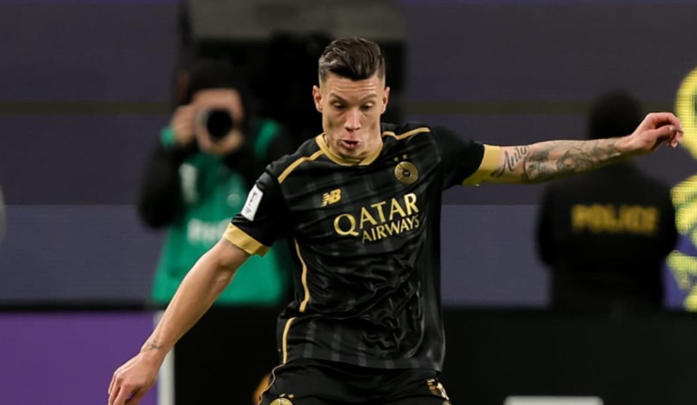 Uribe em ação pelo Al Sadd