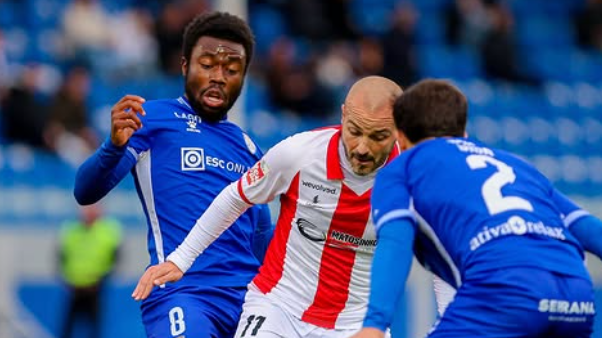 João Costa defende penálti no último segundo e Feirense derrota Leixões