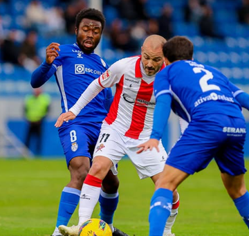 João Costa defende penálti no último segundo e Feirense derrota Leixões