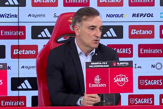 Carvalhal: «Criámos muitas dificuldades ao Benfica, Matheus não faz uma defesa nos primeiros 45'»