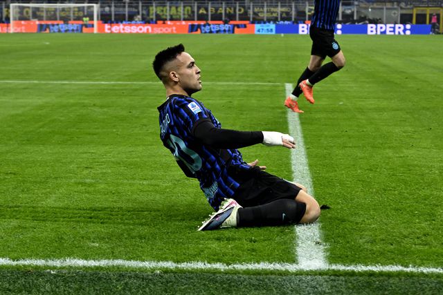 Lautaro Martínez a festejar golo