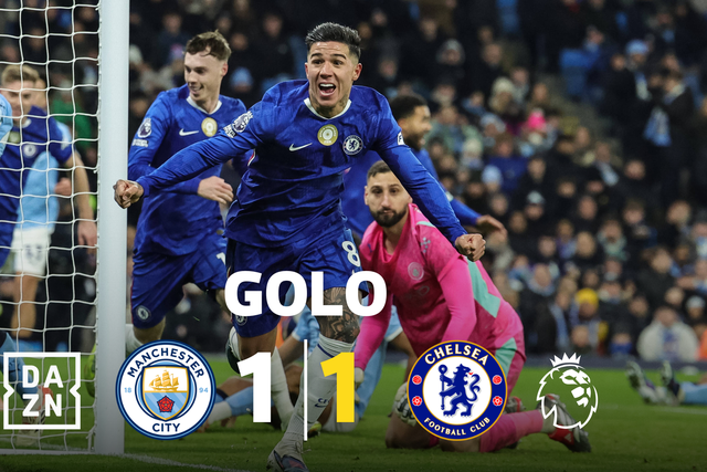 Balde de água gelada de ex-Benfica aos 90+4' complica contas do título do City