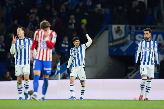 Gonçalo Guedes festeja contra o Atlético Madrid