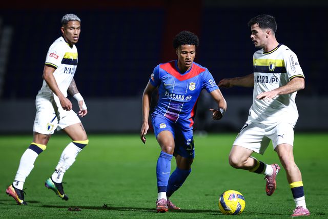 Primeira parte do embate entre ribatejanos e minhotos deixou muito a desejar e o nulo prevalece no marcador - Foto: Rodrigo Antunes/LUSA