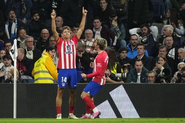 Real Madrid-Atlético Madrid: Llorente gela Bernabéu com golo ao cair do pano