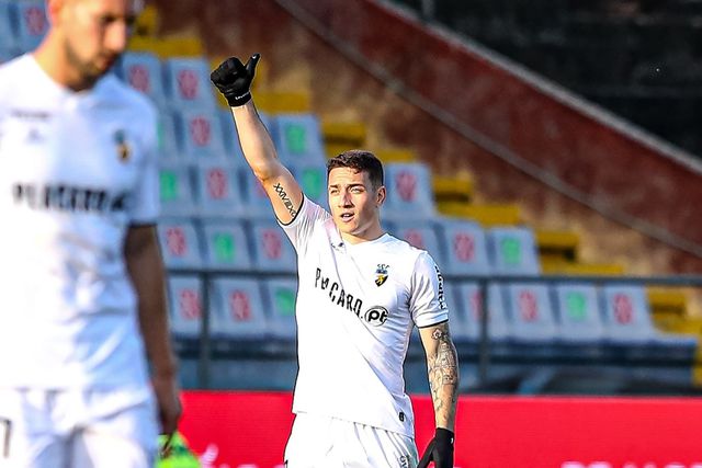 Destaques do Farense: Bruno Duarte fez o que Zé Luís tanto tentou...