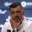 Barcelona: Deco aprova contratação de Sérgio Conceição