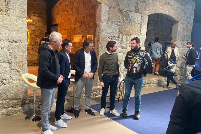 FC Porto: casa cheia na sede de André Villas-Boas