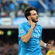 Serie A: Nápoles vence Verona com direito a reviravolta tardia