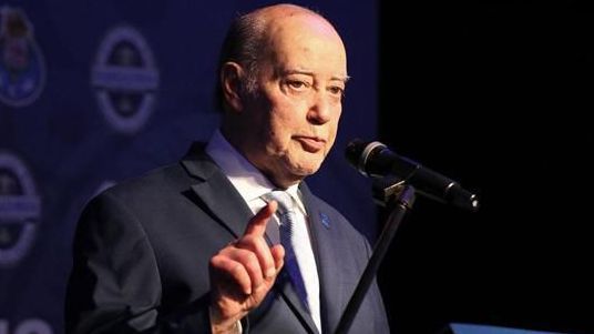 Pinto da Costa lança site e promete não pagar prémios a administradores