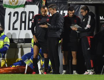 Mercado Benfica: Cabral e Rollheiser ainda podem sair