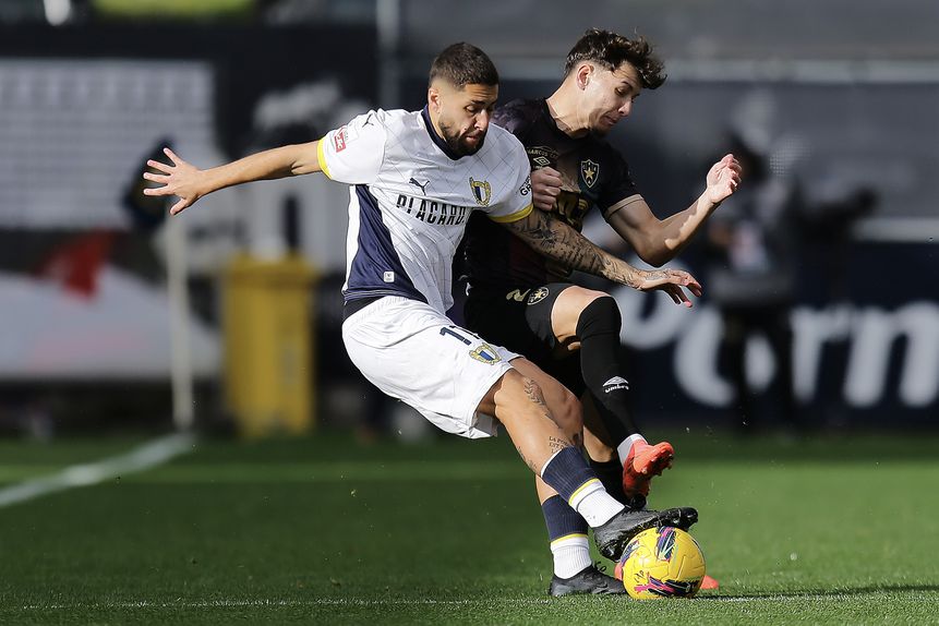 Óscar Aranda é um extremo de origem, mas as necessidades do coletivo levaram a que o espanhol tivesse realizado vários jogos como ponta de lança