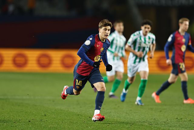 Pablo Torre em ação com a camisola do Barcelona