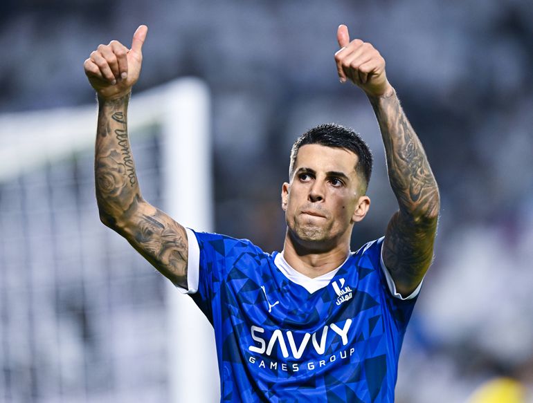 João Cancelo marca em nova goleada de Jorge Jesus