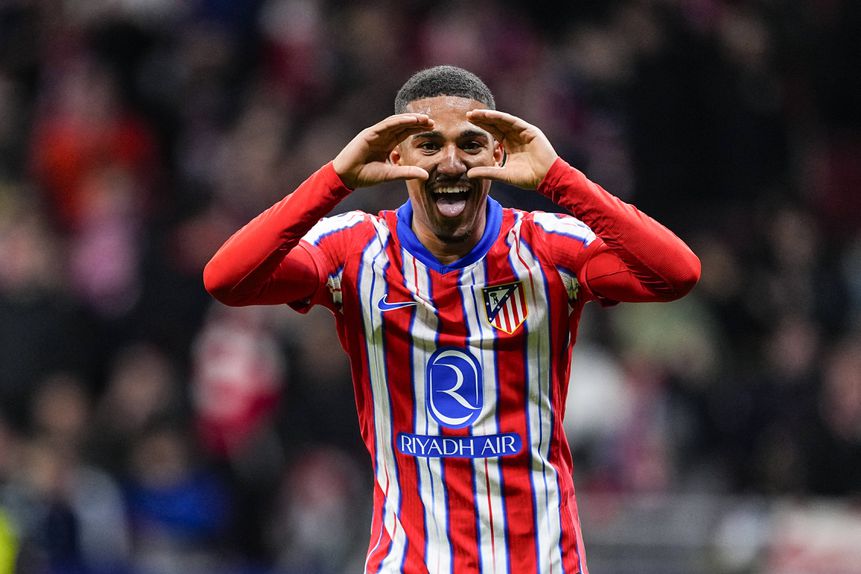 Samuel Lino celebra um golo marcado pelo Atlético