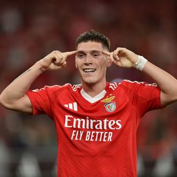 Rollheiser a festejar um golo pelo Benfica