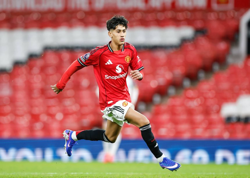 JJ Gabriel, jovem talento do Manchester United chamado de pequeno Messi