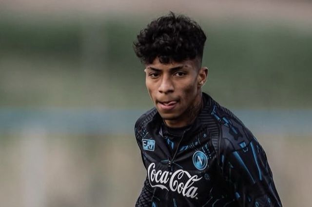 Alisson Santos começa a mostrar serviço no Nápoles