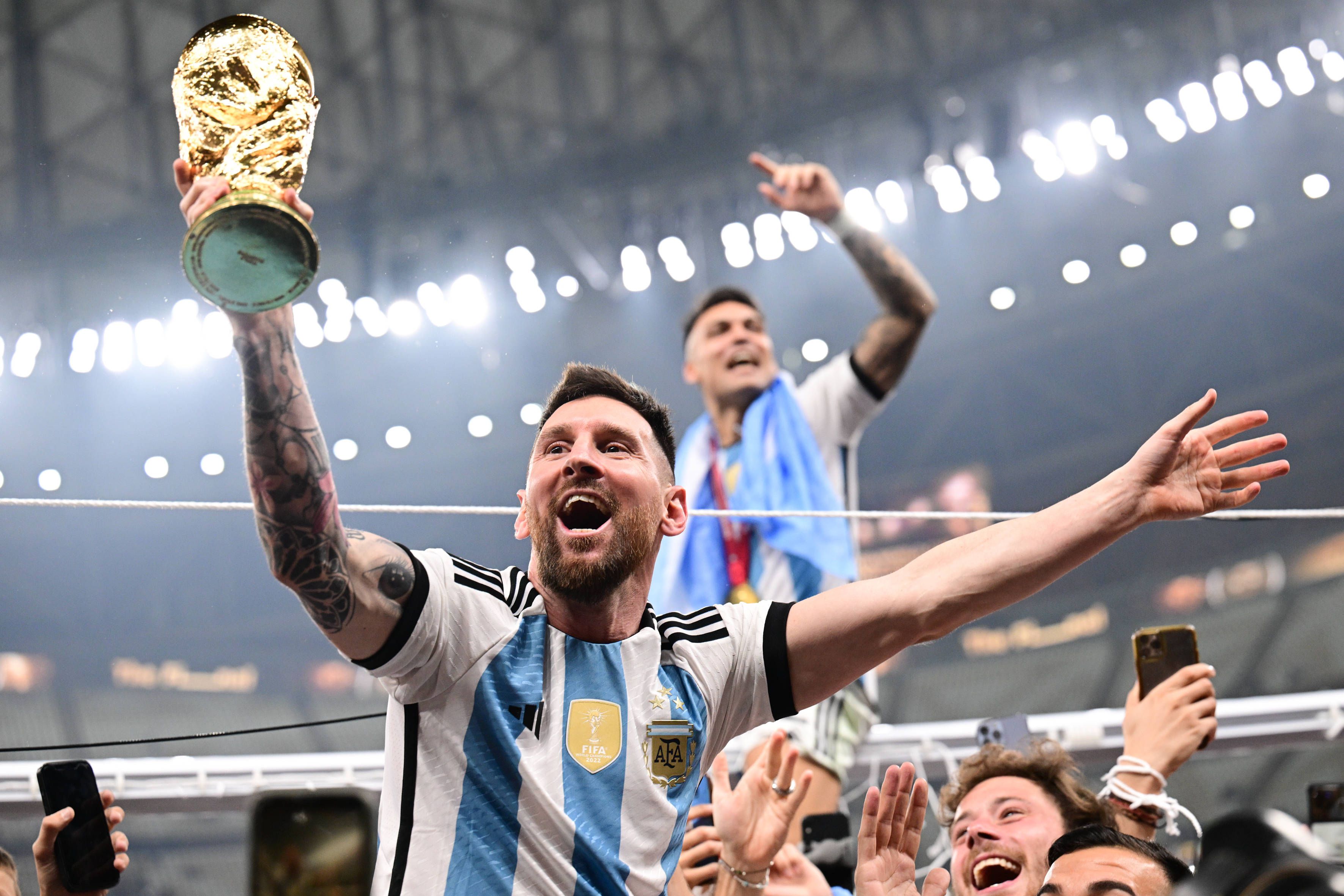 Messi (Argentina) - Regressou em 2016... um mês e meio depois de ter anunciado a renúncia, na sequência da final perdida da Copa América nos penáltis. O astro argentino falhou uma das grandes penalidades