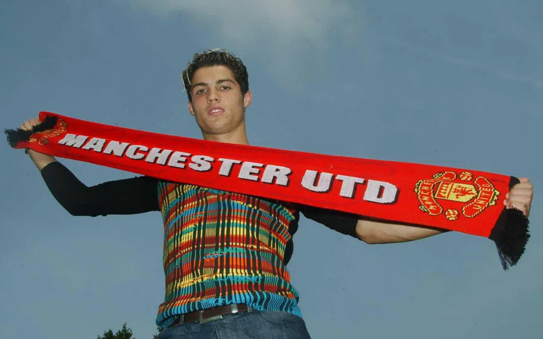 Cristiano Ronaldo foi para o Manchester United com 18 anos - Foto: A BOLA