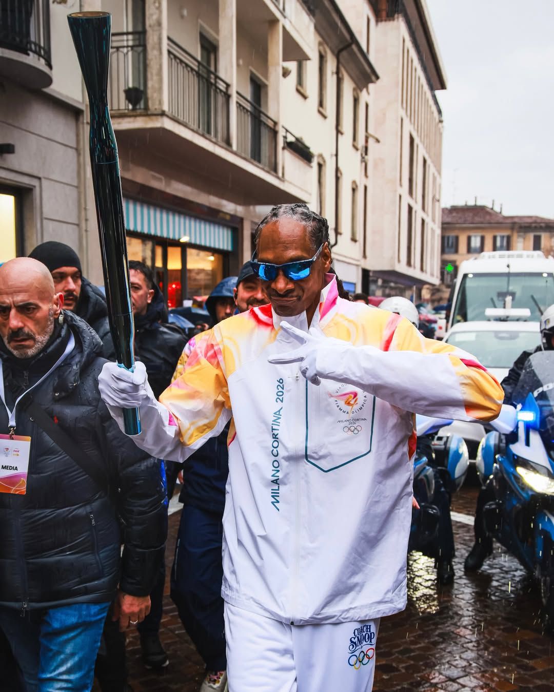 Não é a primeira vez que o rapper transporta Tocha Olímpica - Foto: X/@milanocortina2026