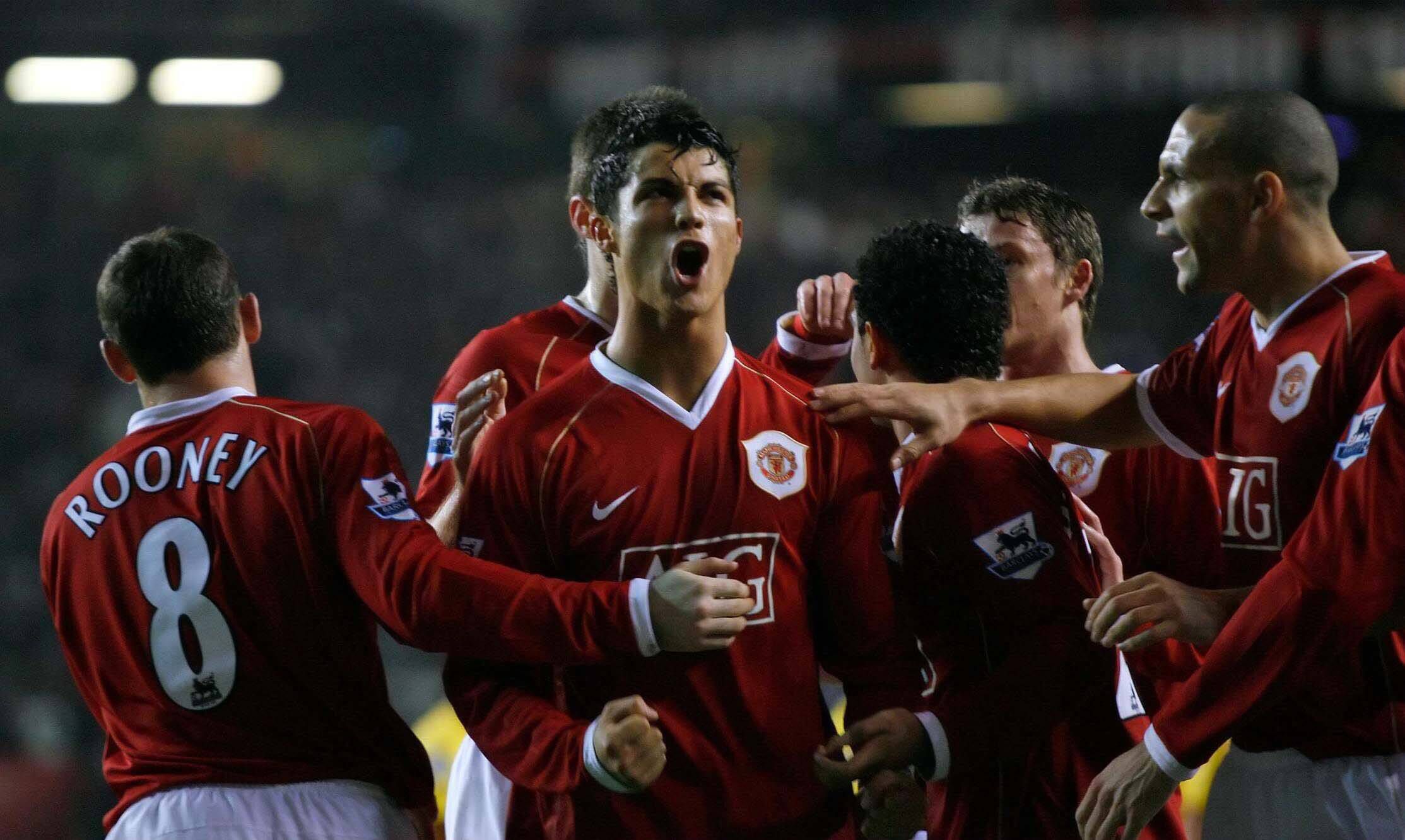 Cristiano Ronaldo ganhou a Premier League pelo Manchester United em 2006/2007 e, um ano depois, conquistou a Champions