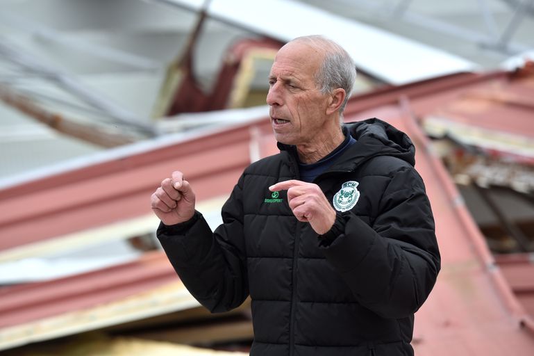 Alberto Maia ajudou a construir o Pavilhão da Embra, onde jogou basquetebol e continua a ser treinador - Foto: Miguel Nunes