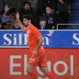 Gonçalo Guedes assistiu e marcou na vitória da Real Sociedad - Foto: Adrian Ruiz Hierro/EFE