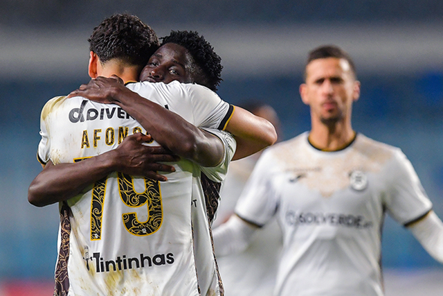 Dois centímetros permitem a vitória magra do Paços de Ferreira ante Vilaverdense