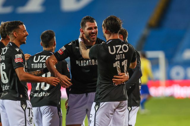 Sílvio sobre Nélson Oliveira: «Tem um feitio à Vitória»