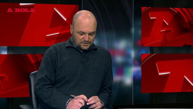 «O que seria importante saber é como Schmidt explica a inferioridade do Benfica»