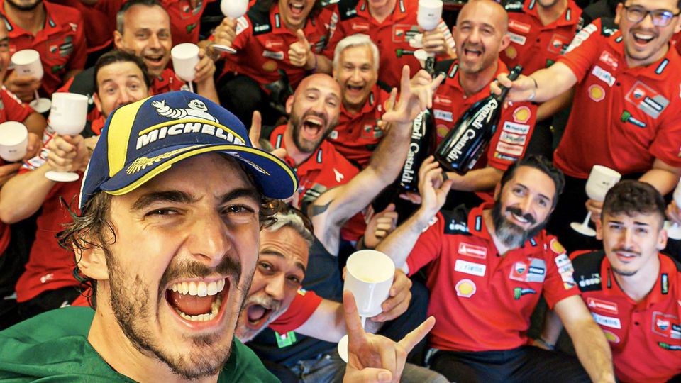 Ducati segura bicampeão do Mundo por mais duas épocas