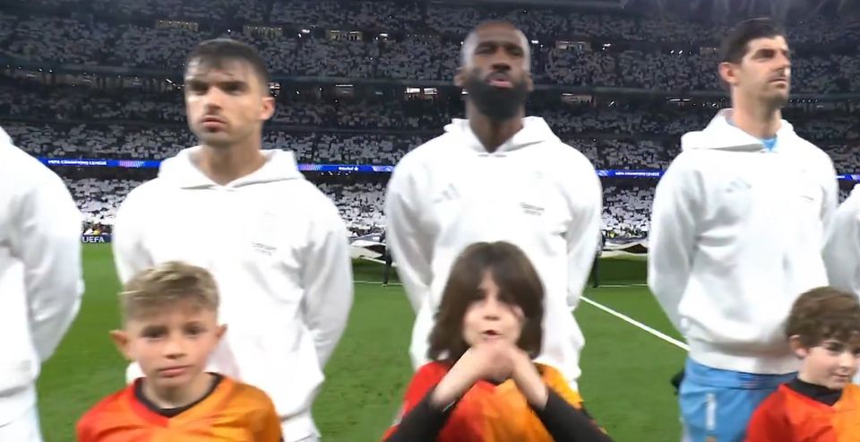 VÍDEO: Cristiano Ronaldo voltou ao Bernabéu... ainda que por breves instantes
