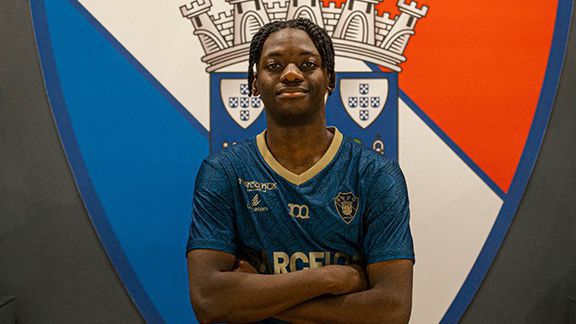 Gil Vicente: Zé Carlos suspenso, Mutombo espreita titularidade