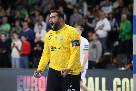 Mohamed Ali renova com o Sporting e aponta à glória europeia